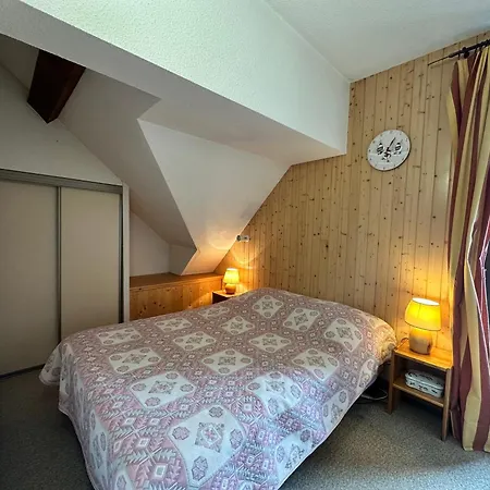 Cosy 2 Pieces Pour 4 Pers A *